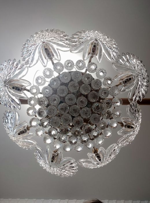 Люстра в гостинную