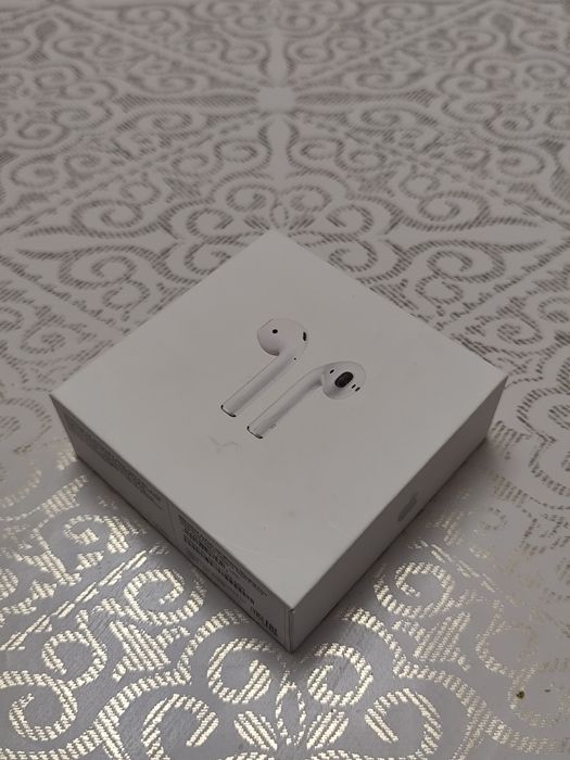 Airpods 2 наушник