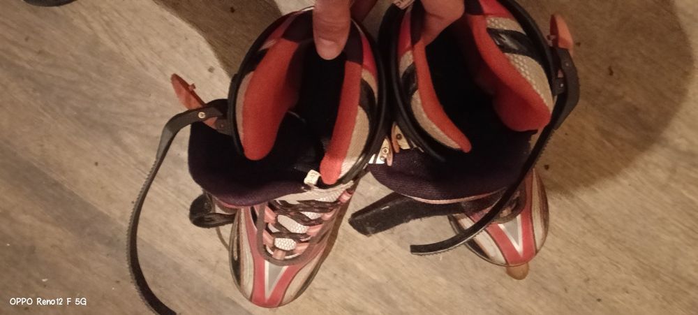 Роликовые коньки, размер регулируется