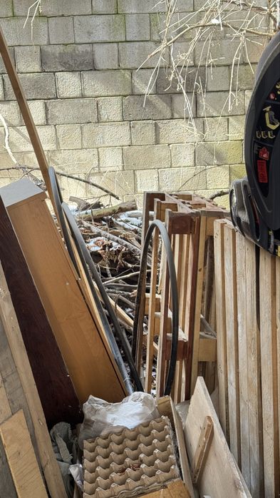 Двери деревянные доски палеты