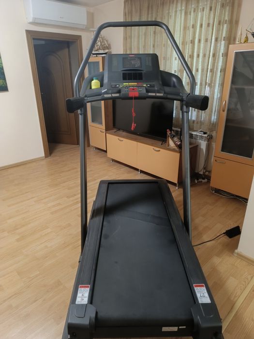 Бягаща пътека / професионална