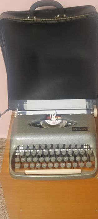 Mașină de scris Libelle 1960 impecabilă