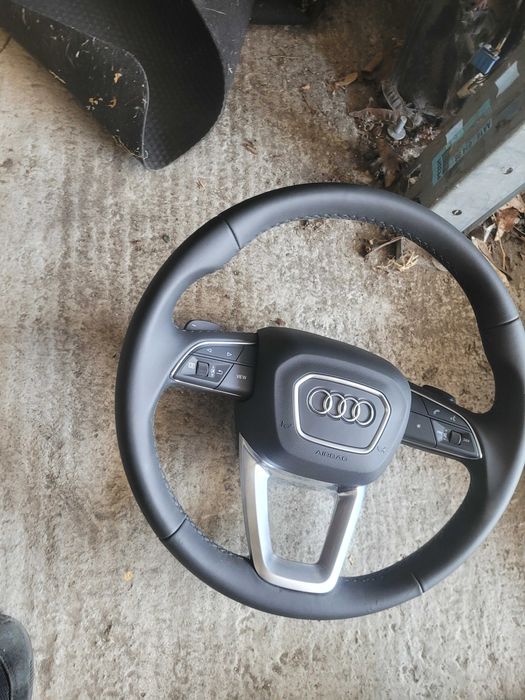 Volan cu padele Audi Q5 2022 fara airbag ,aproape nou 80A419091CP
