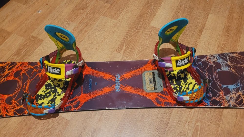 Placa snowboard NITRO 159 + legaturi RIDE