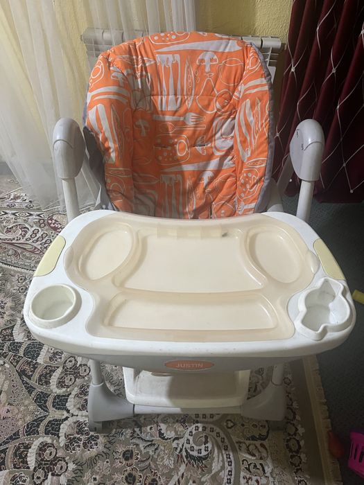 Продаю стульчик для кормления