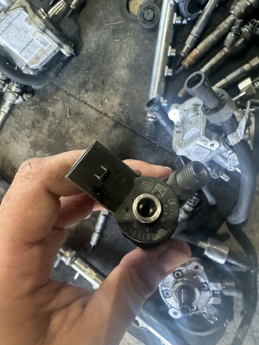 Дюзи гнп рейл бмв 2.0д 184