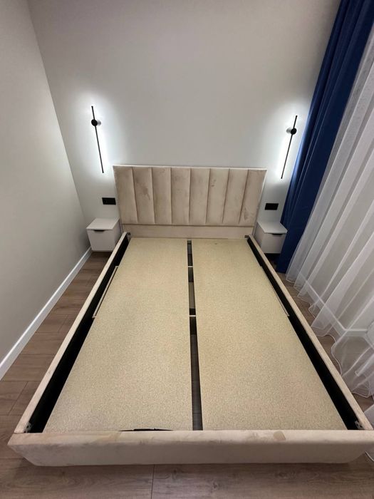 Двухспальная кровать