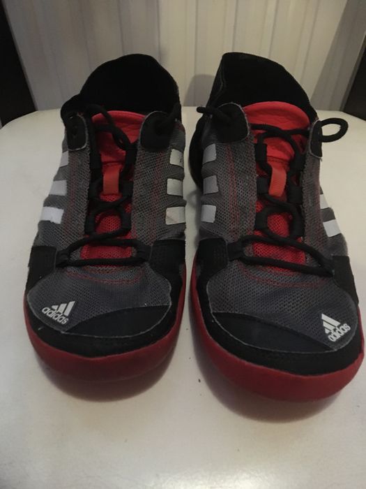 Adidas garoga спортни маратонки