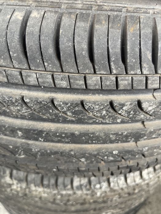 Jante aliaj originale Ford + anvelope de vara 195 60 R15 Runway