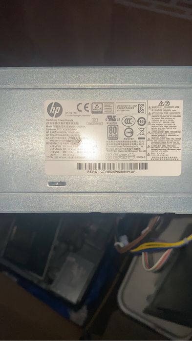 Componente pc , surse 2bc si 2 placi cu procesoare