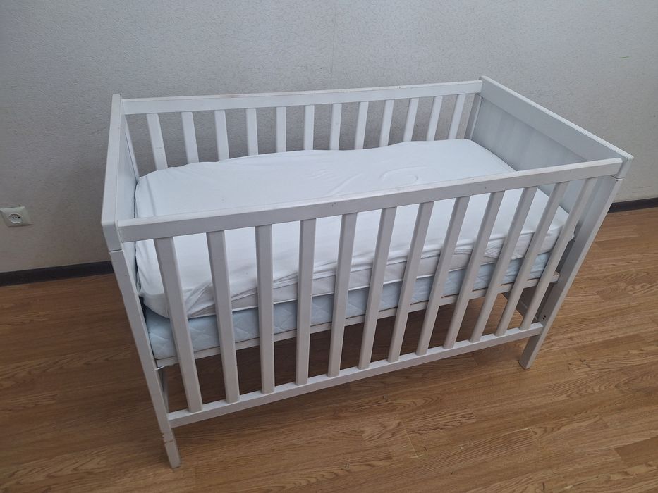 Продается детский кровать-манеж!