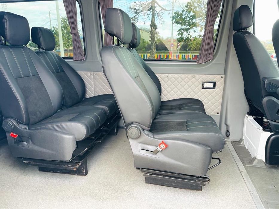 Mercedes-Benz Sprinter 8+1