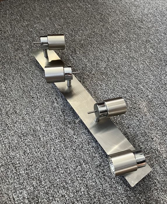 Spot lumina LED cu ajustare verticala si orizontala