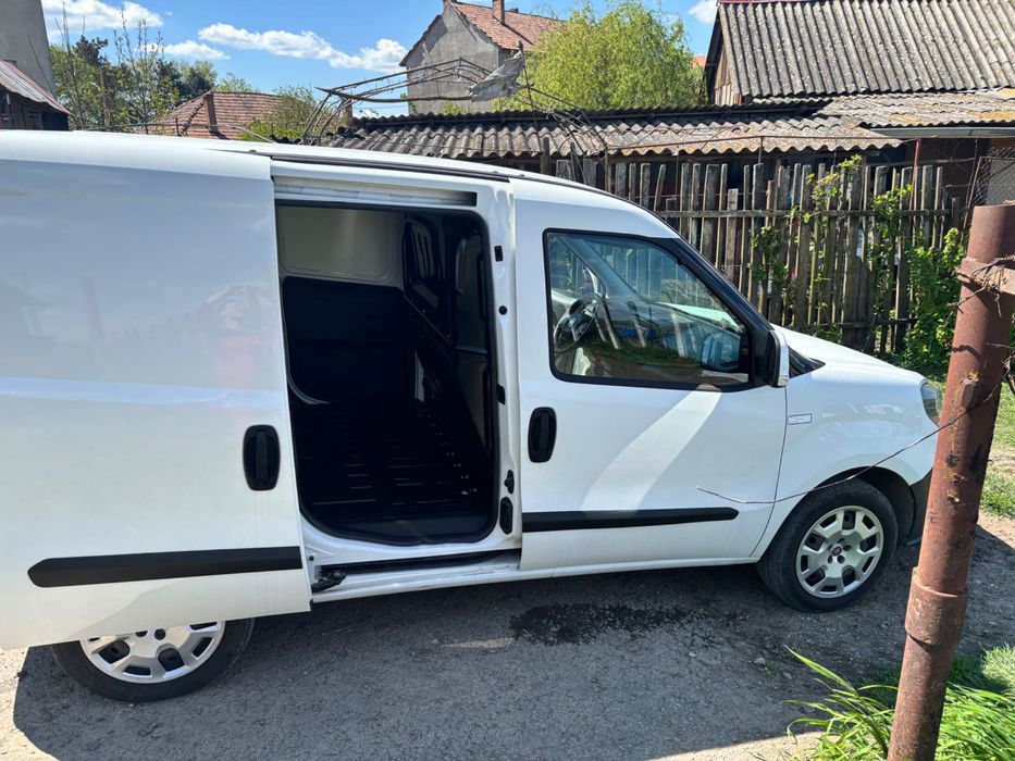 FIAT DOBLO 2019  1.4 Benzină GPL