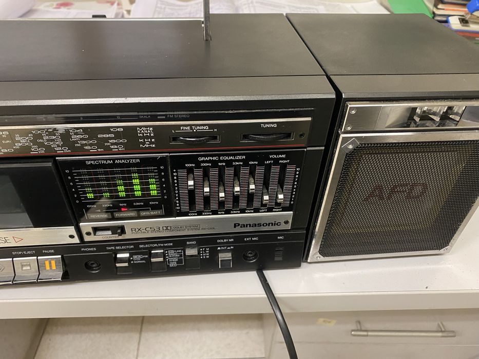Radio casetofon Panasonic RX-C53L defect