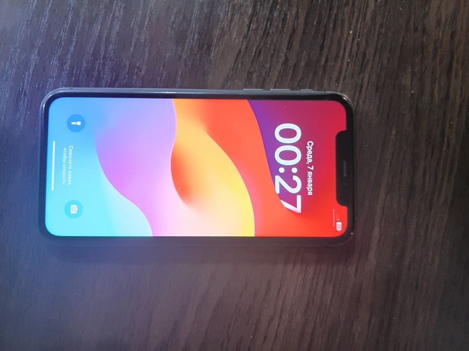 Продам Айфон 11 .