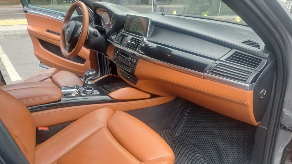 Продам автомобиль BMW X6