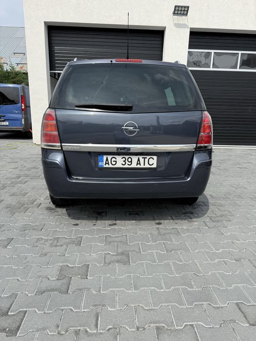Opel zafira b adaptat handicap