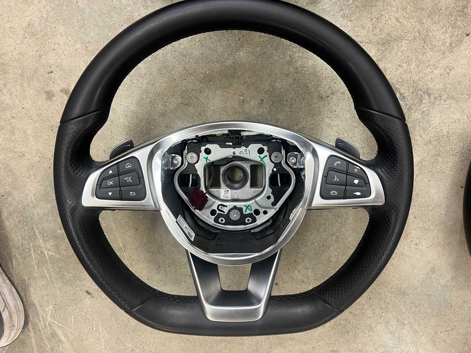 Оригинален с перфорирана кожа Мулти волан с пера Mercedes A Class AMG