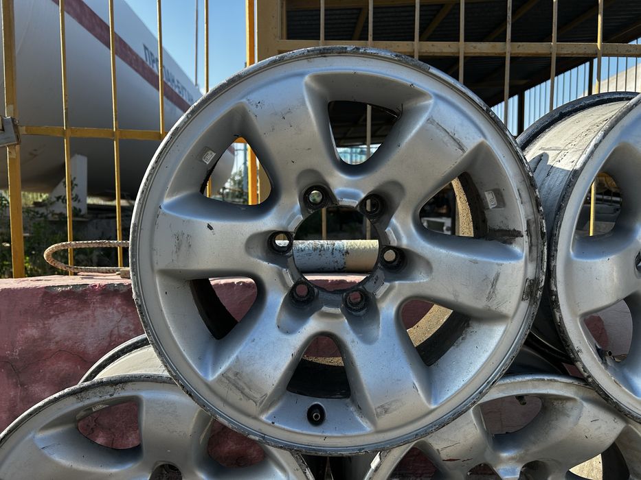 Автомобильные диски на Toyota Prado