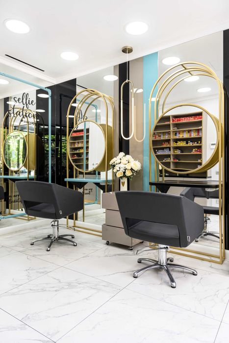 Inchiriere post coafor