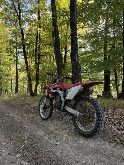 Honda crf250r.