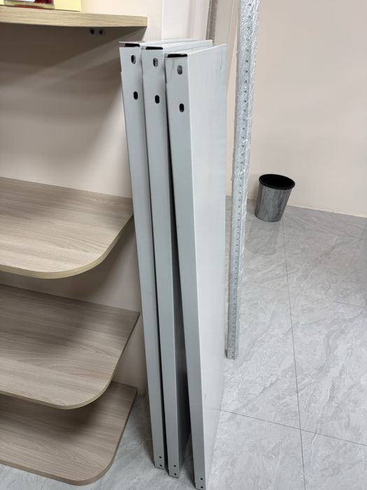 Металлический стеллаж