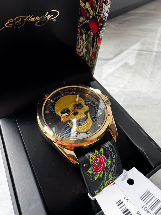 EdHardy часы мужские