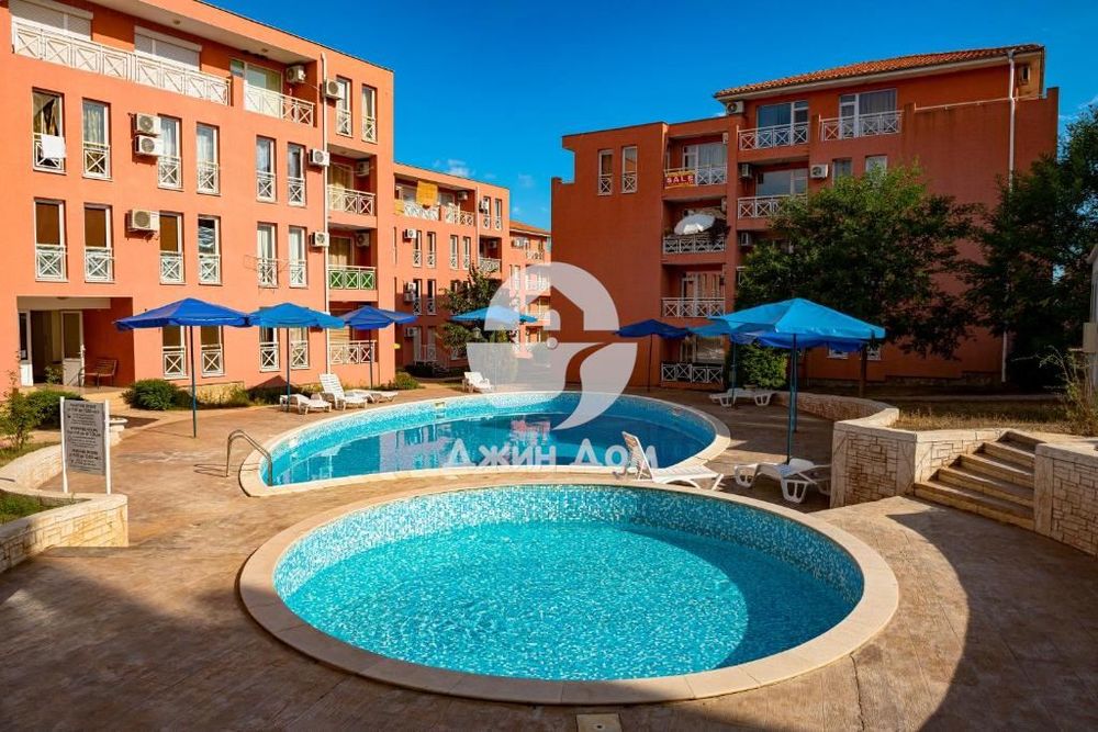 Продава се Двустаен апартамент в к.к. Слънчев бряг - 42 кв.м за 1155 €/кв.м - Снимка #8