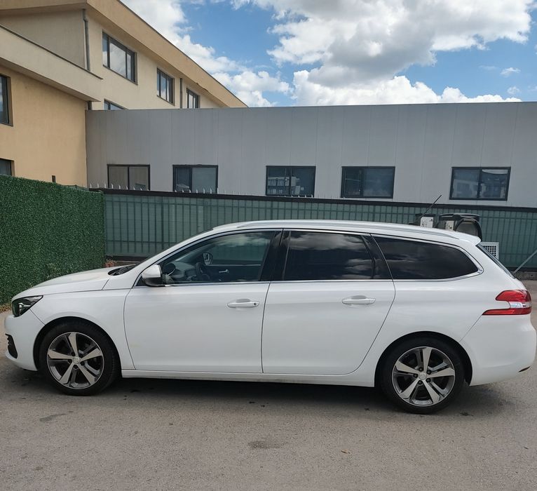 Продавам Peugeot 308, 2020 г. , 1.5 HDI, 131 к. с, Euro 6D!