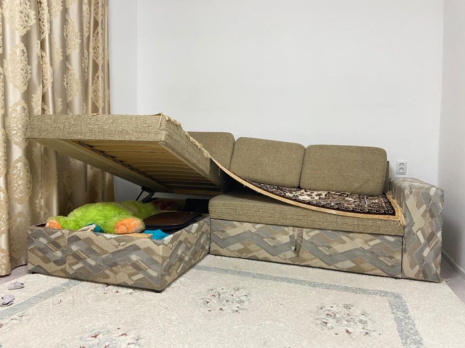 Продам диван в хорошем состоянии