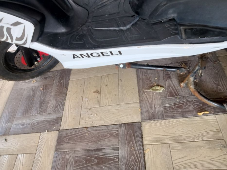 Продам скутер Ангел на ходу