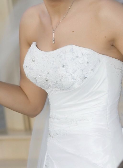 Rochie mireasa cu swarovski