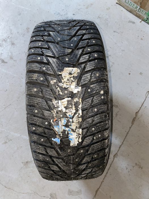 Шины От BMW комплект