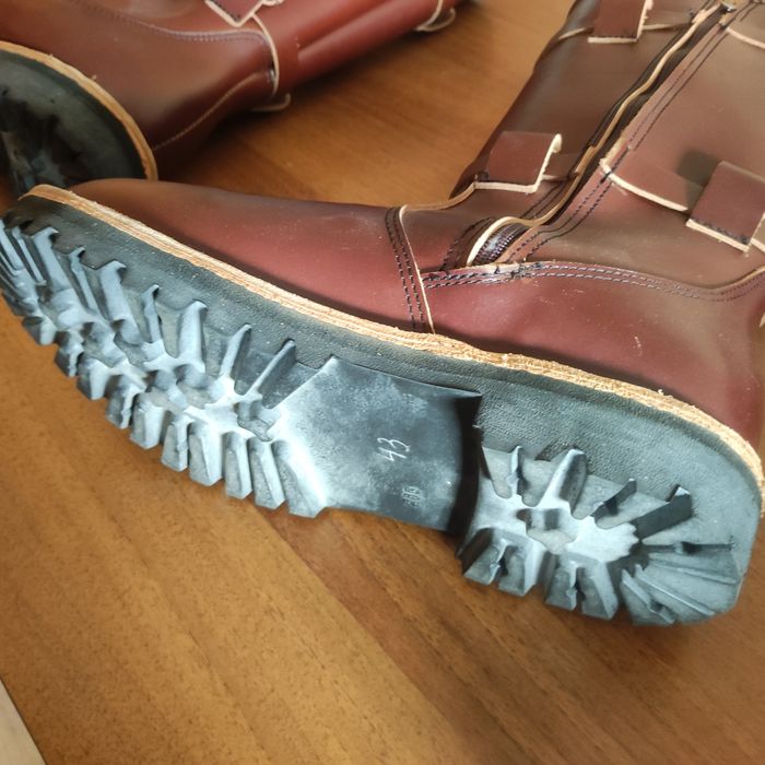 В продаже отличные зимние сапоги