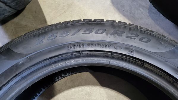 255/50/20 PIRELLI 4бр