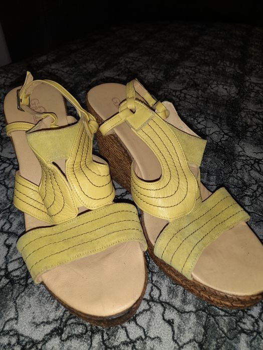 Дамски летни сандали