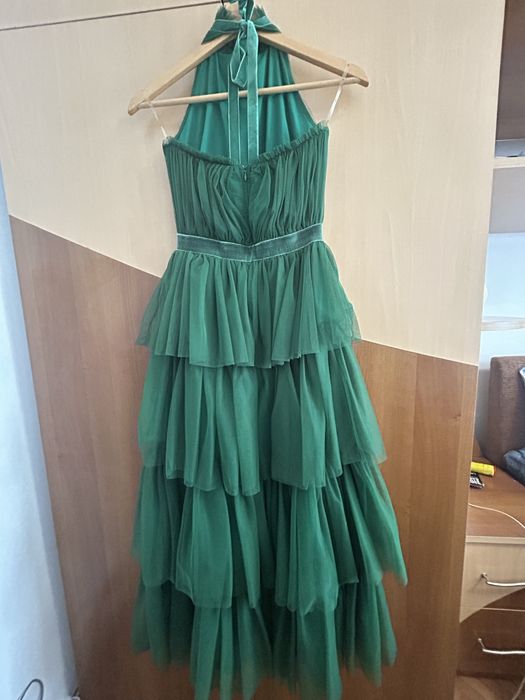 Vând rochie elegantă