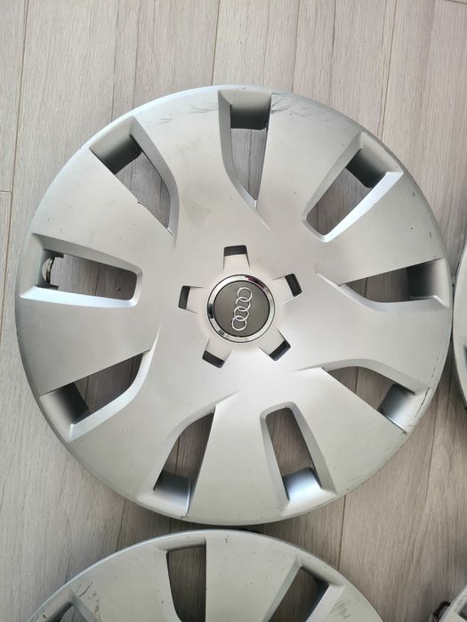 Тасове за Audi A3, A4, A6