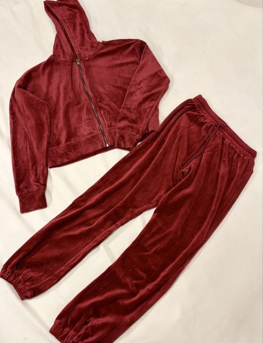 Set din velur visiniu cu hanorac cropped XS