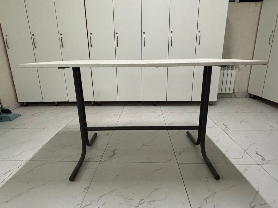 Стол диван тахта