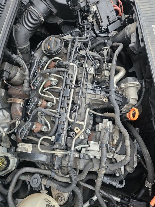 Motor VW Golf 7 skoda Vw  1.6 tdi 2009-2014 euro 5 cod motor CAY