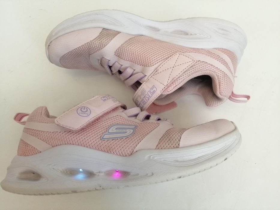 Маратонки 2 чифта