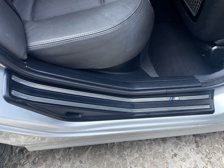 Оригинални вътрешни М прагове за бмв 3та серия Е46