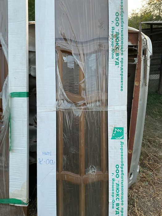 Двери межкомнатные деревянные