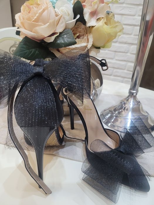 Pantofi dama  eleganți