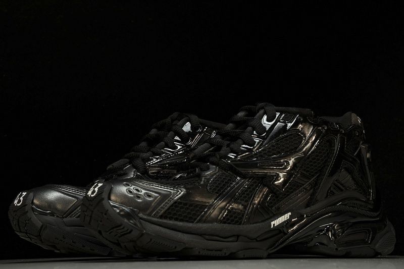 Balenciaga Runner