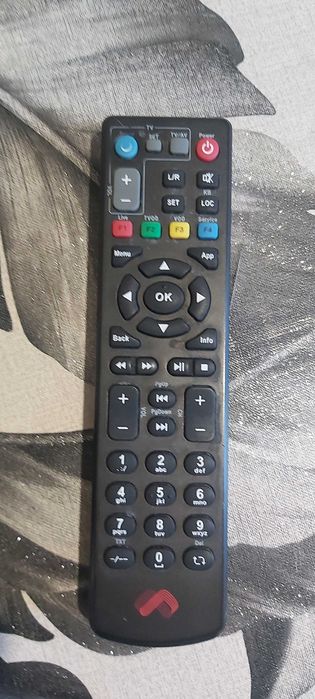 Продавам дистанционно за приемник на А1