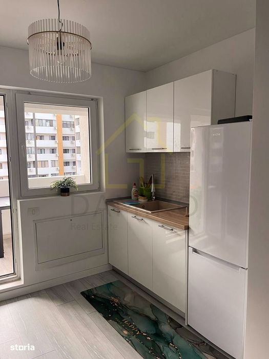 Apartament 8' Metrou Berceni Str Biruintei Parcare Prima Inchiriere