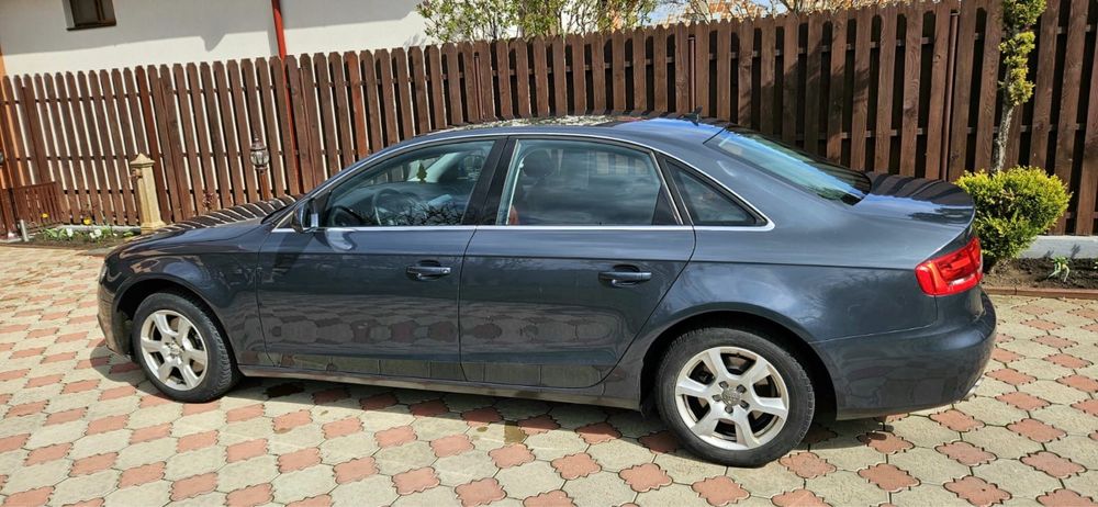 Vând Audi A4 an 2009